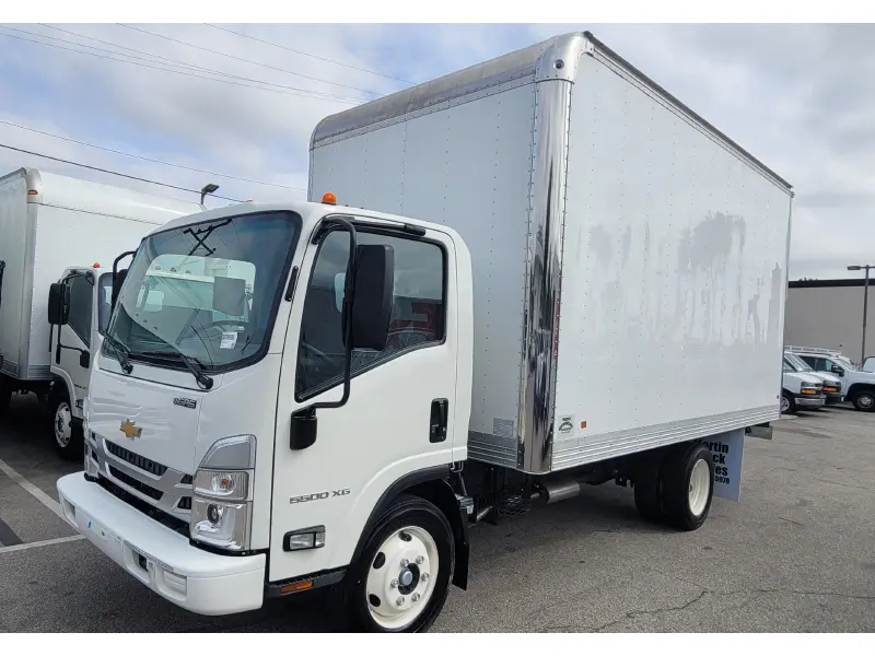 2025 CHEVROLET 5500XG