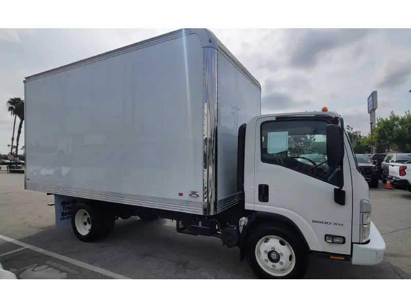 2025 CHEVROLET 5500XG