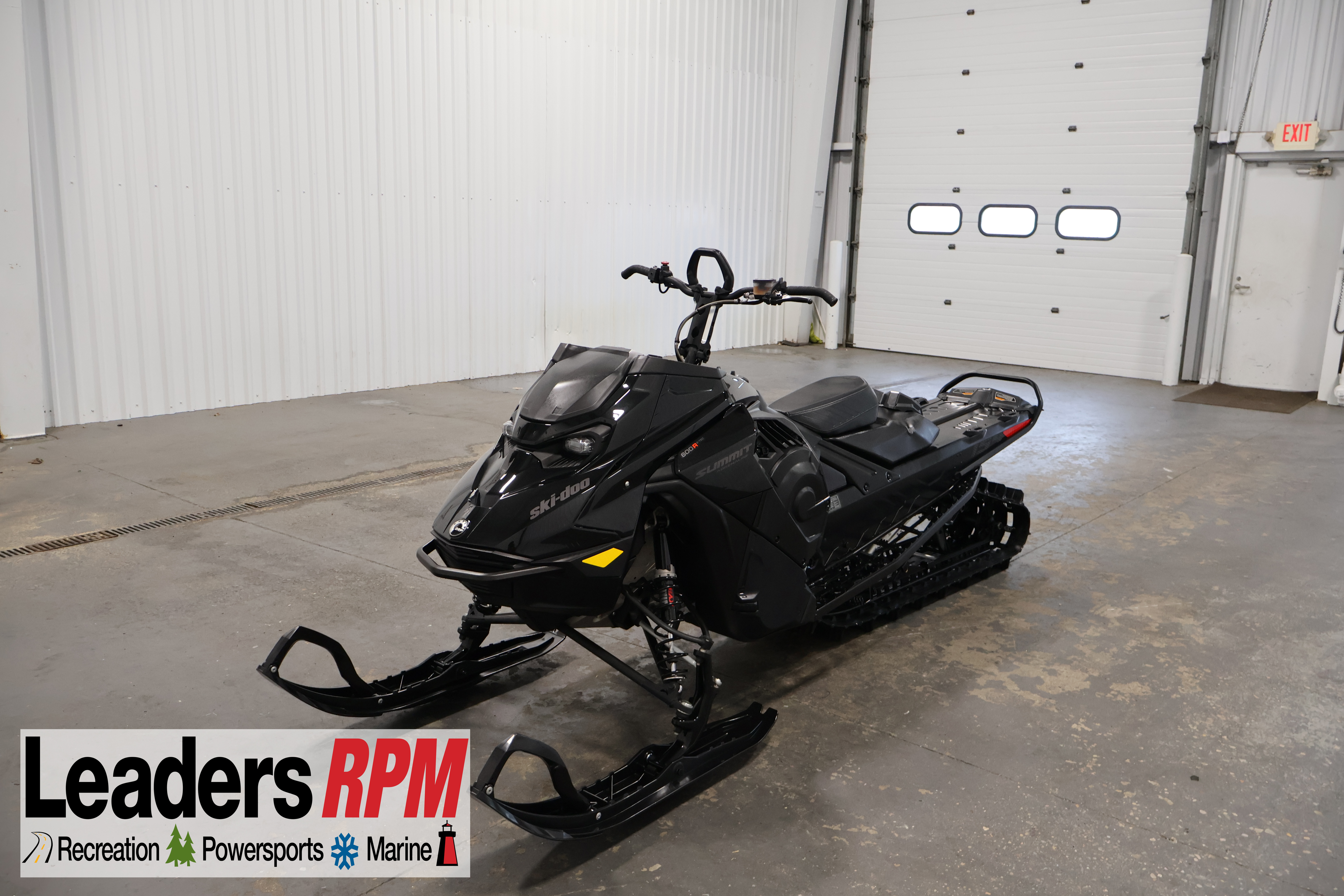 2024 Ski-Doo Summit® Adrenaline® with Edge Package Rotax® 600R E- 600R E-TEC 154 2.5 in kalamazoo MI