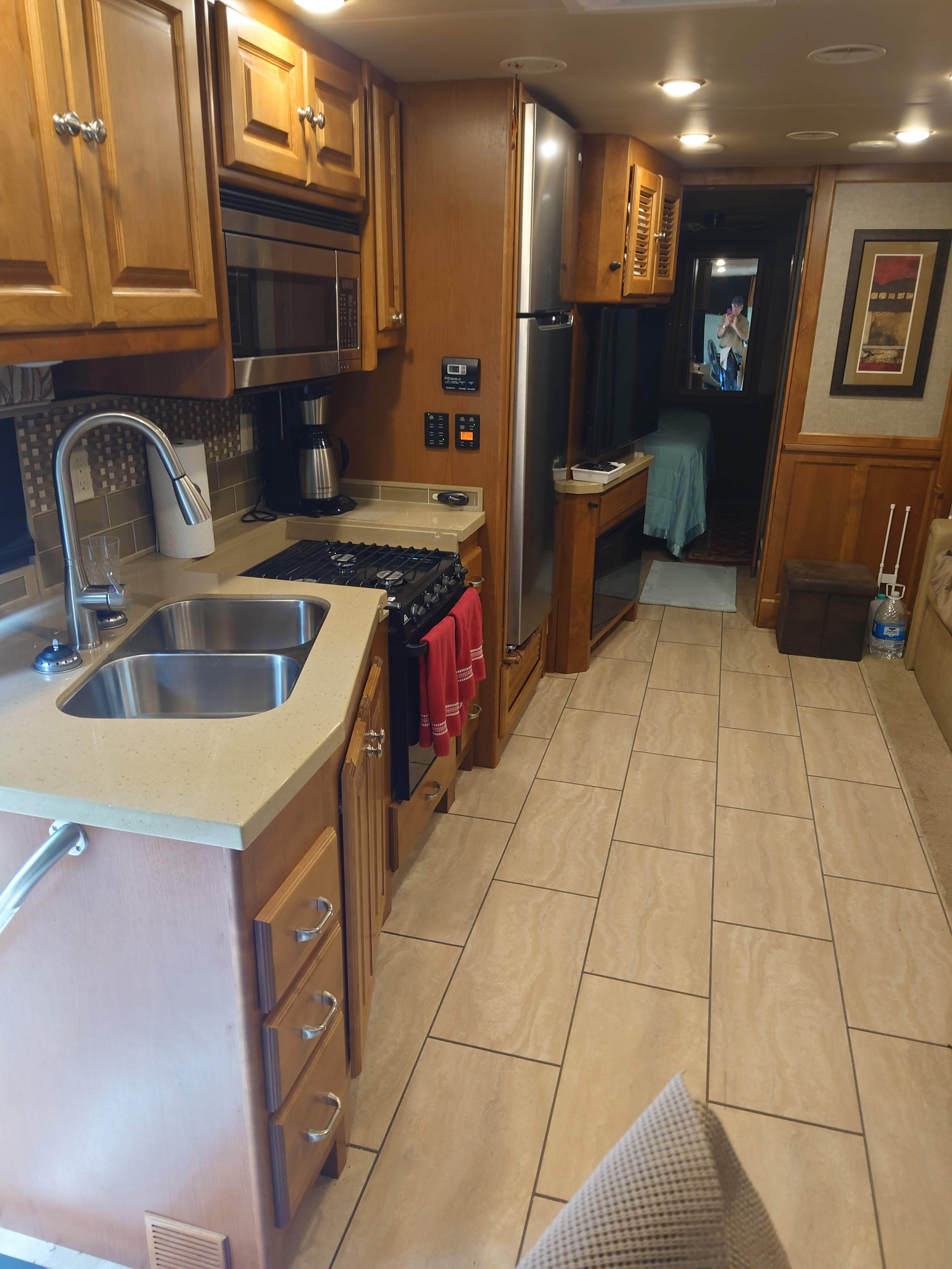 2017 Tiffin Motorhomes ALLEGRO OPEN ROAD 32SA in north port FL