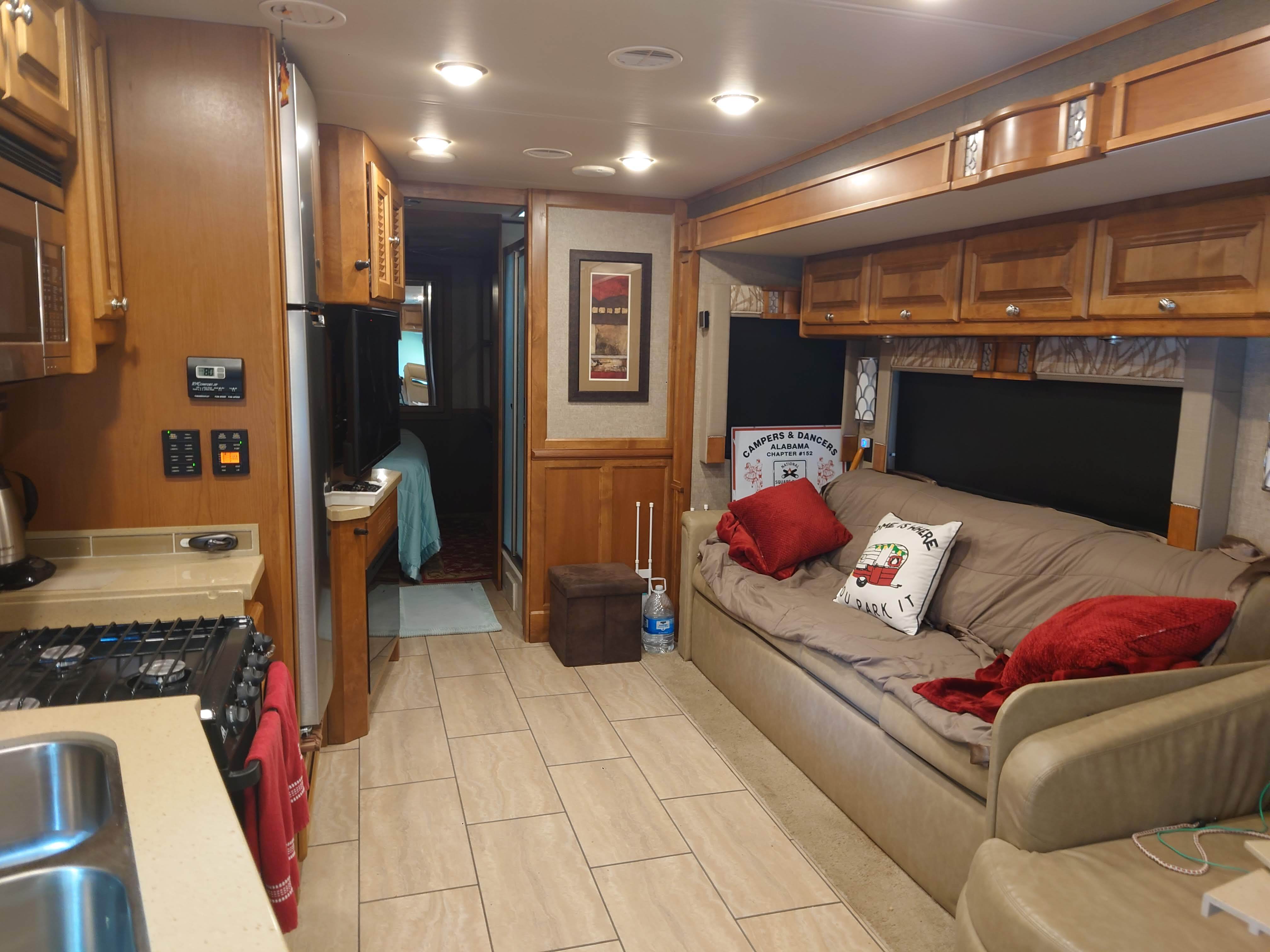 2017 Tiffin Motorhomes ALLEGRO OPEN ROAD 32SA RV