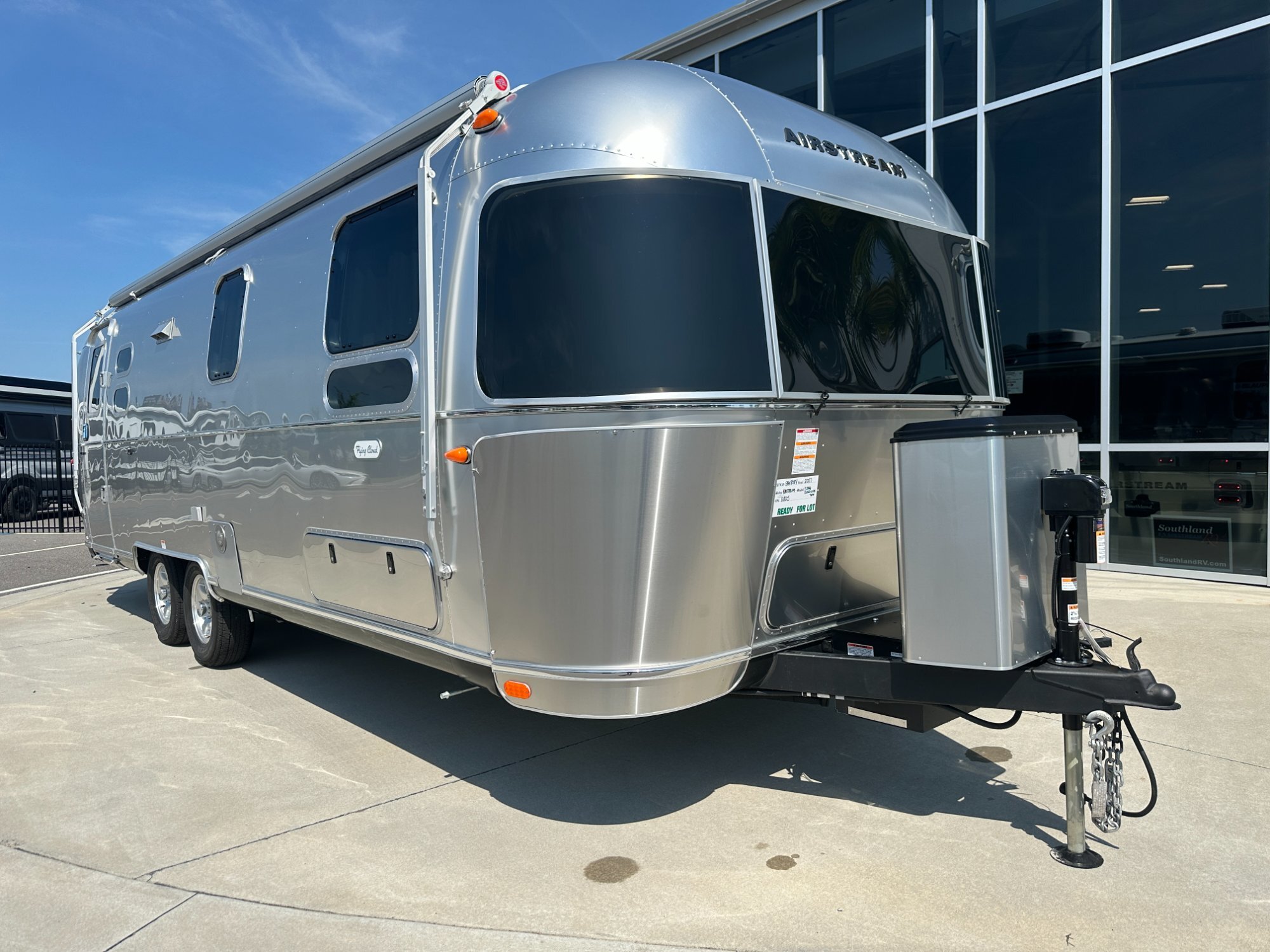 2027 Airstream Flying Cloud 27FB Twin in richmond hill GA