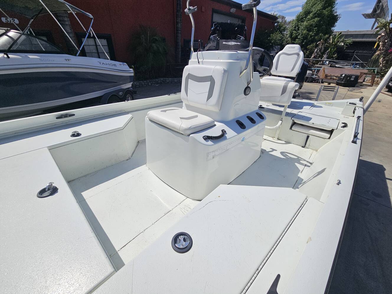 A photo of this 2020 Lowe 20 BAY