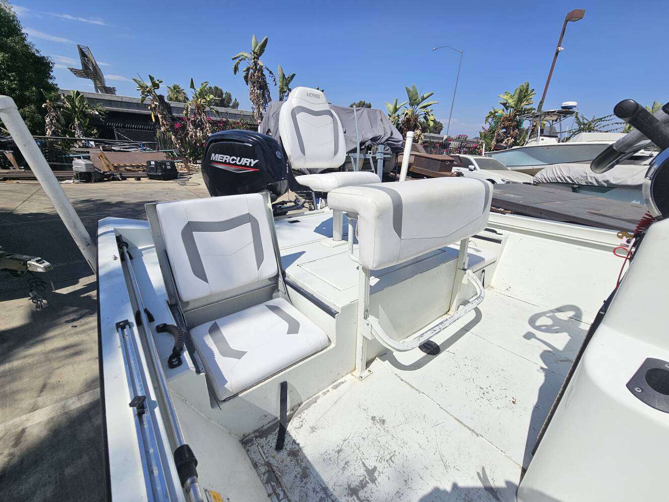 A photo of this 2020 Lowe 20 BAY