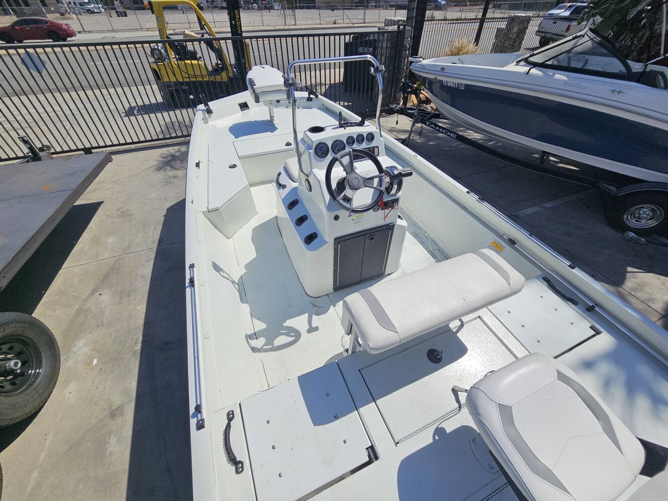 A photo of this 2020 Lowe 20 BAY