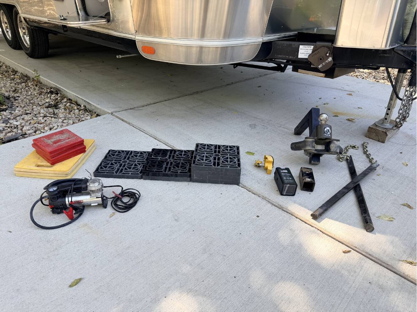 A photo of this 2019 Airstream INTERNATIONAL SIGNATURE 25FB SIGNATURE