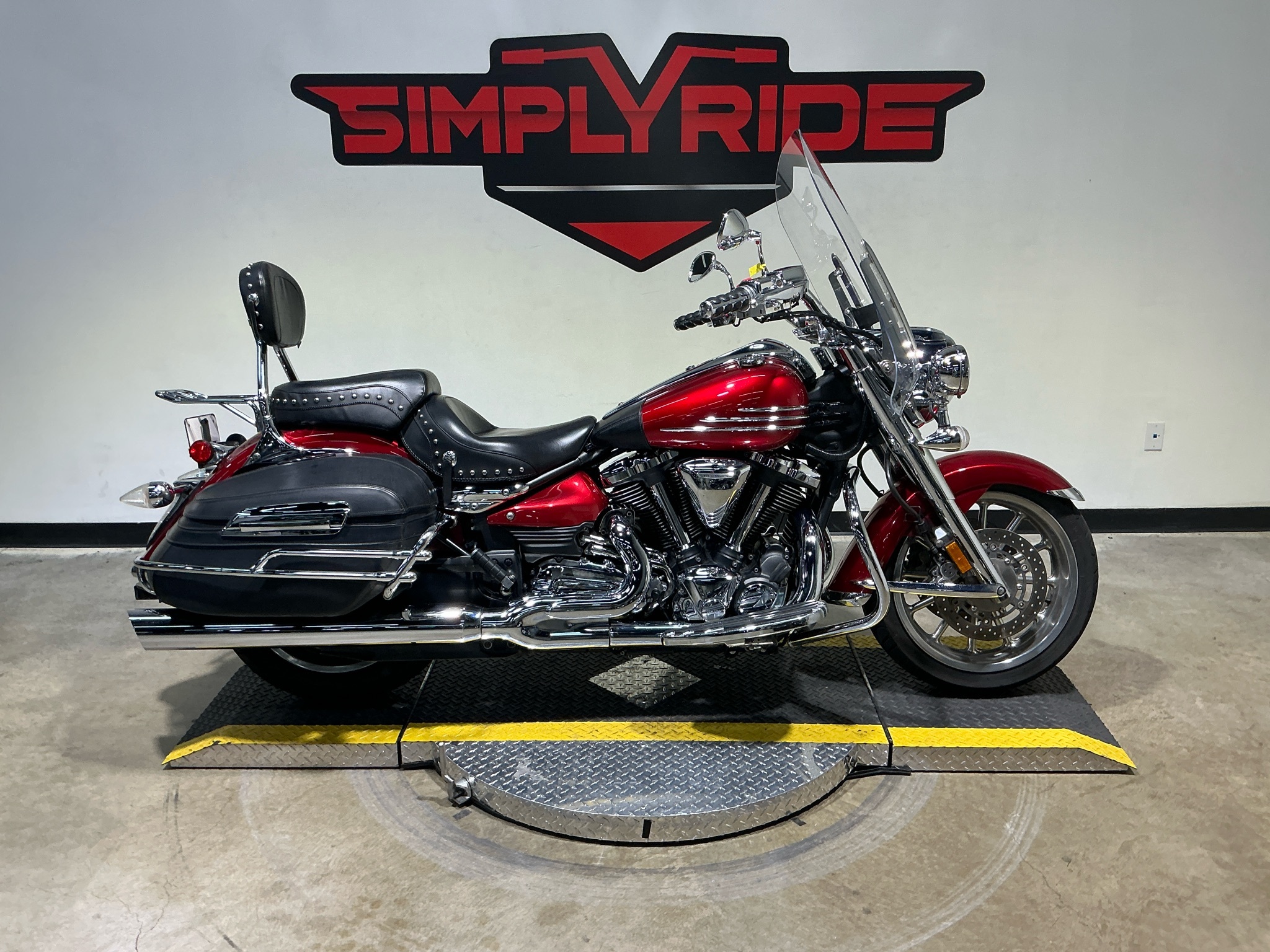 2007 Yamaha Roadliner in Eden Prairie, MN
