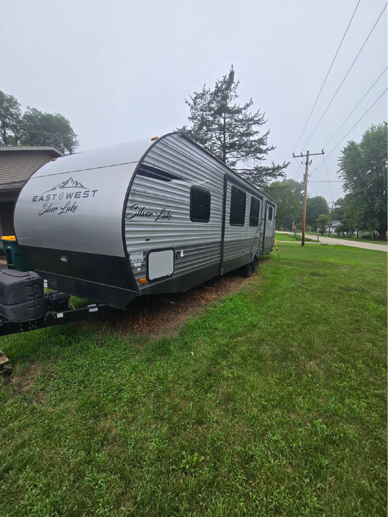A photo of this 2021 East To West SILVER LAKE 31K3S