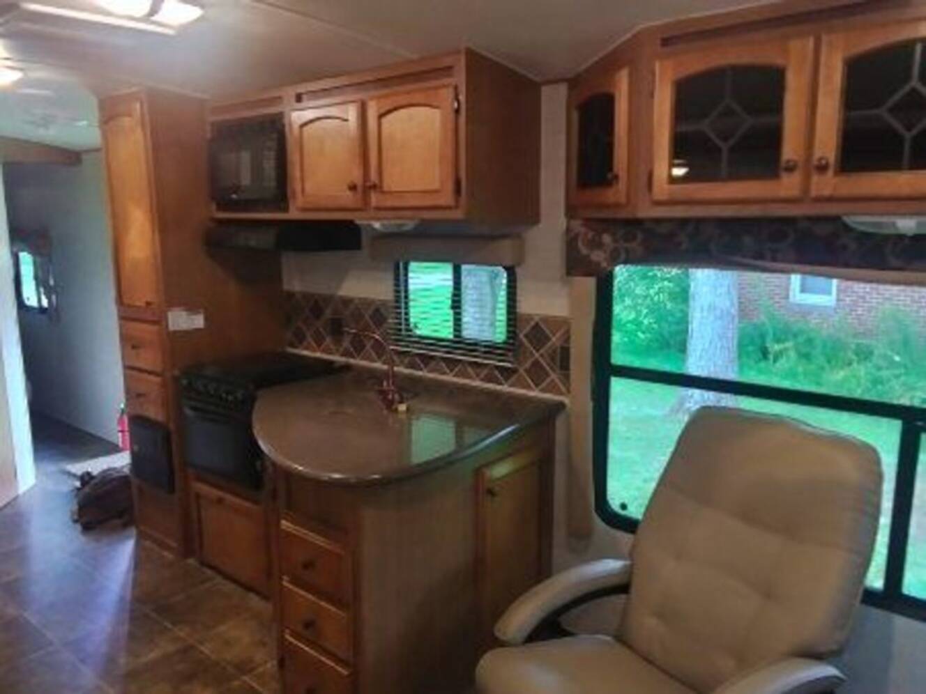 A photo of this 2013 Crossroads Sunset Trail Reserve 30RE