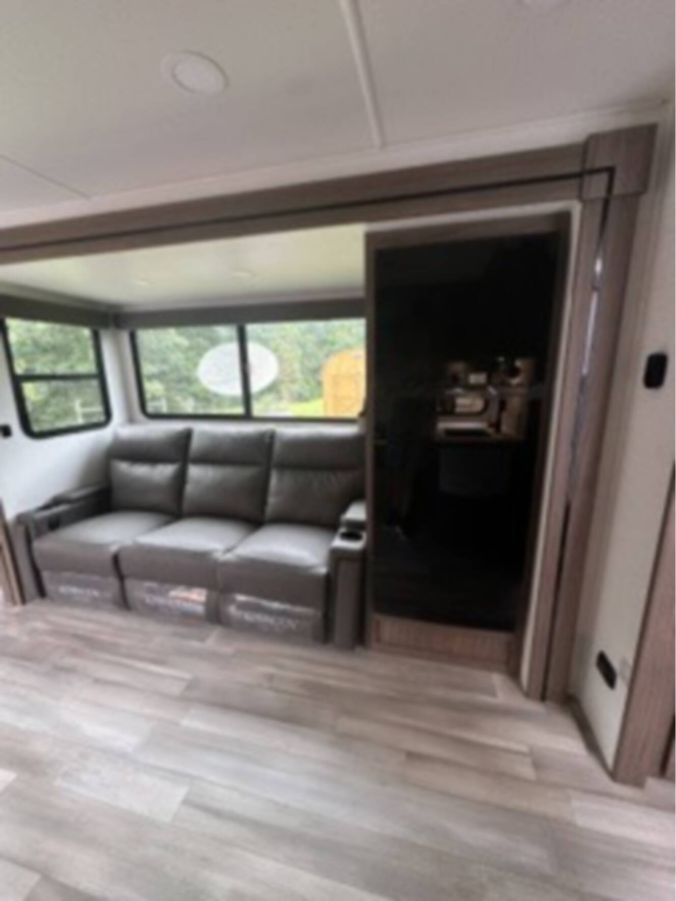 A photo of this 2024 Alliance Rv DELTA 252RL