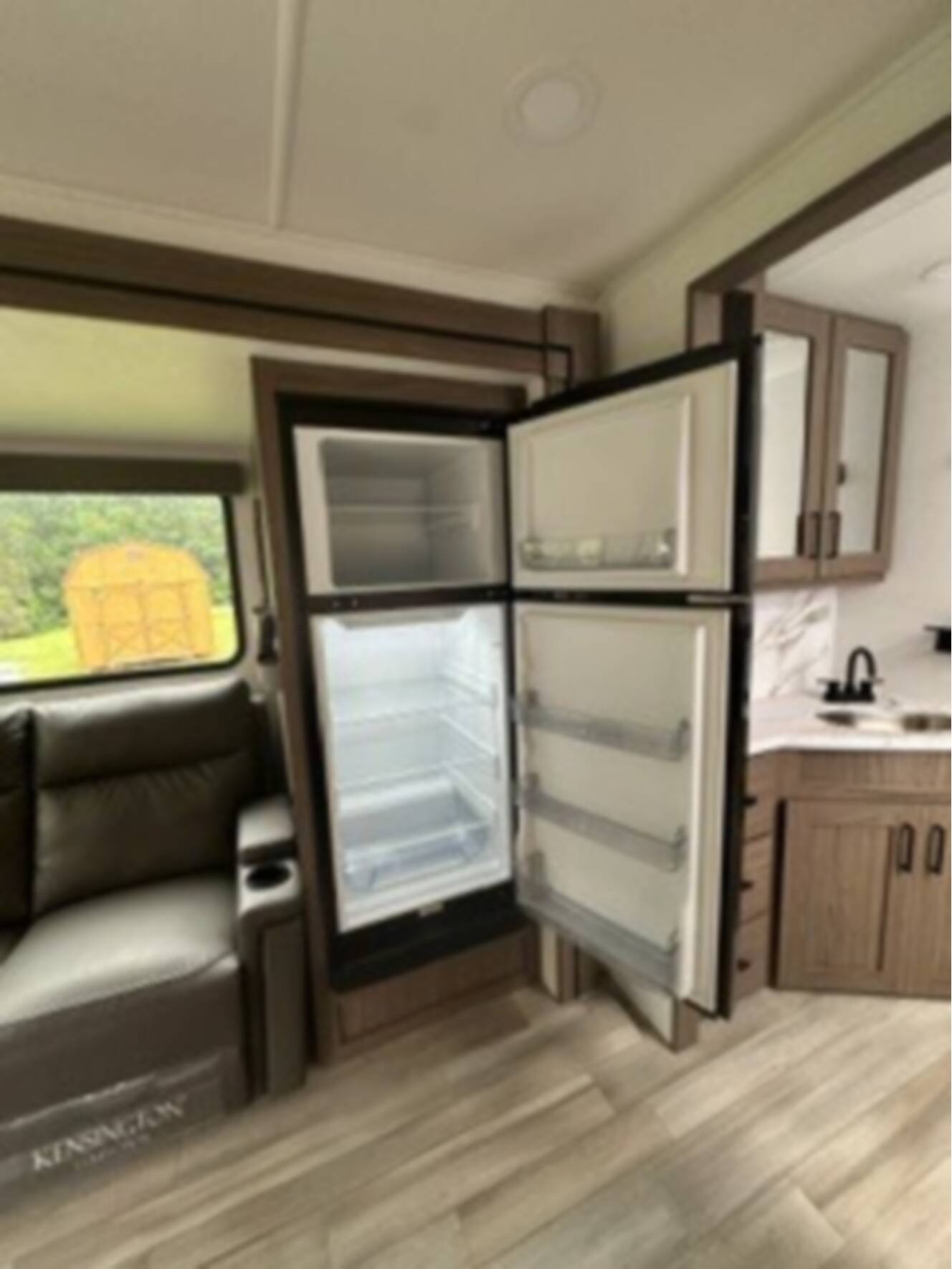 A photo of this 2024 Alliance Rv DELTA 252RL