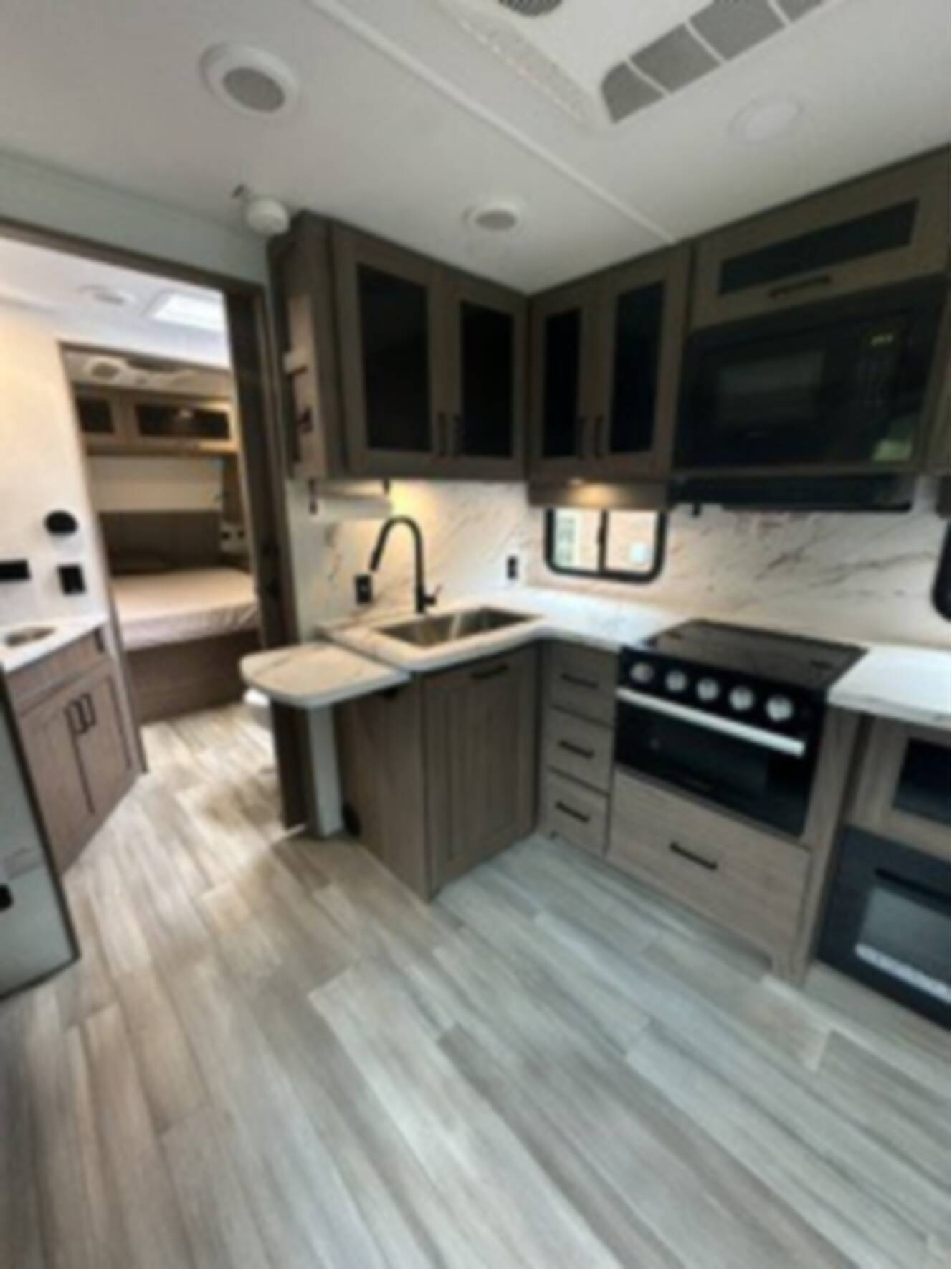 A photo of this 2024 Alliance Rv DELTA 252RL