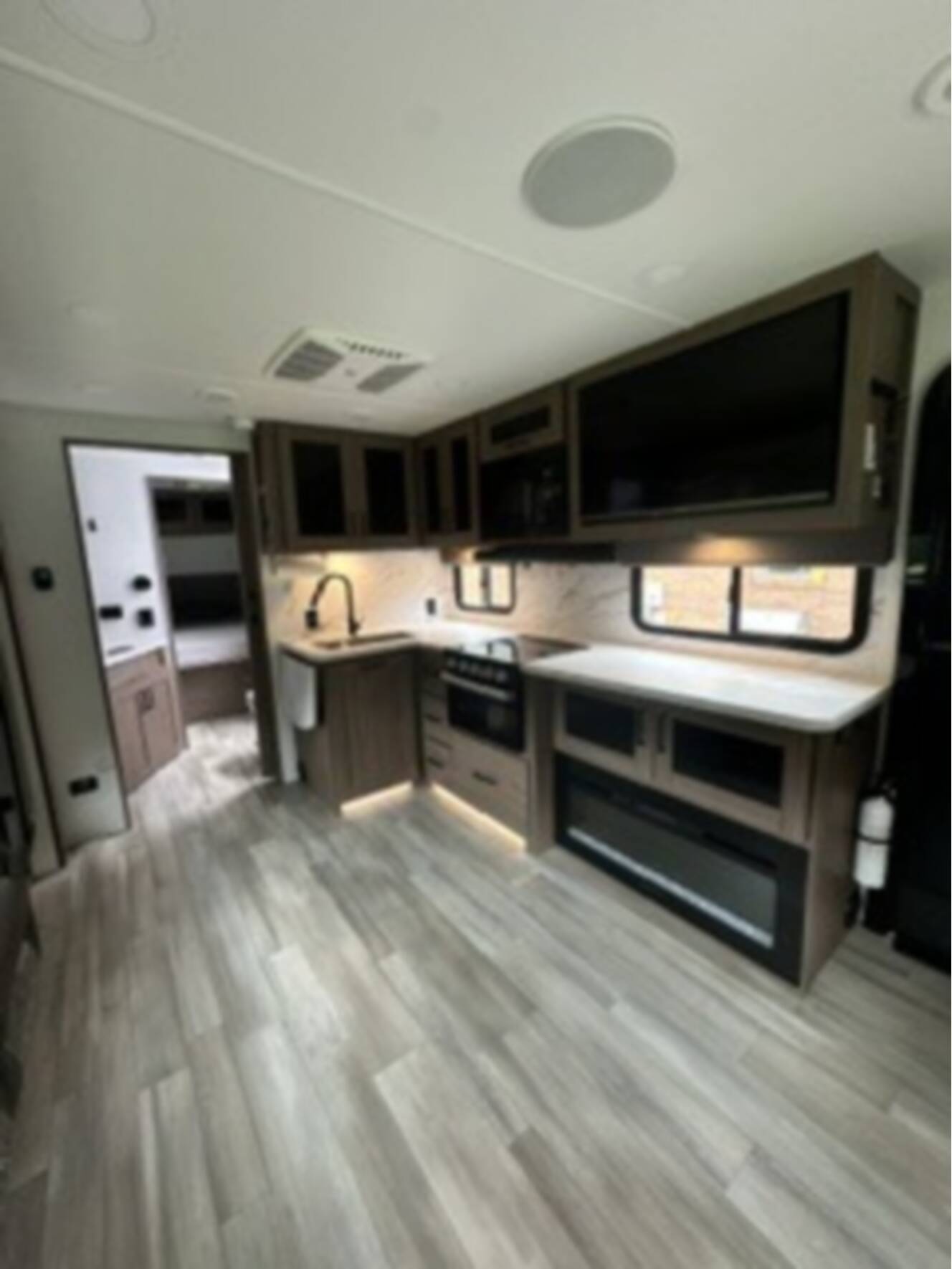 A photo of this 2024 Alliance Rv DELTA 252RL