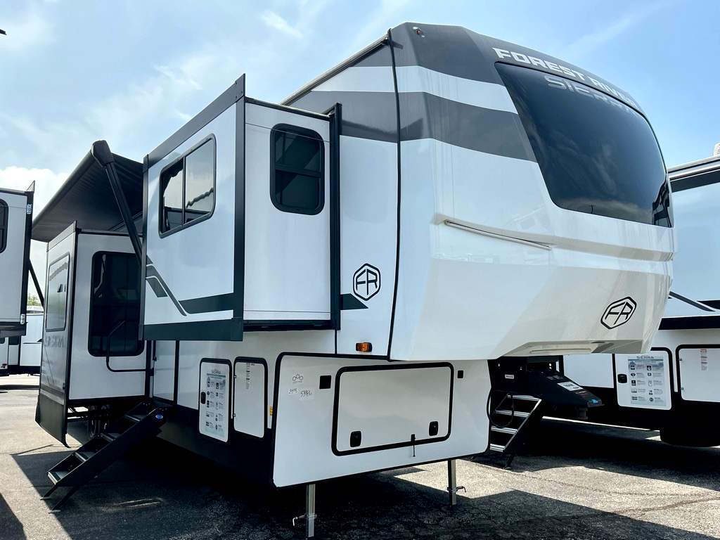 2025 Forest River Sierra 3990FL RV