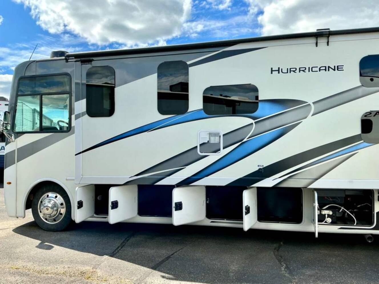 A photo of this 2023 Thor Motor Coach Hurricane 34J