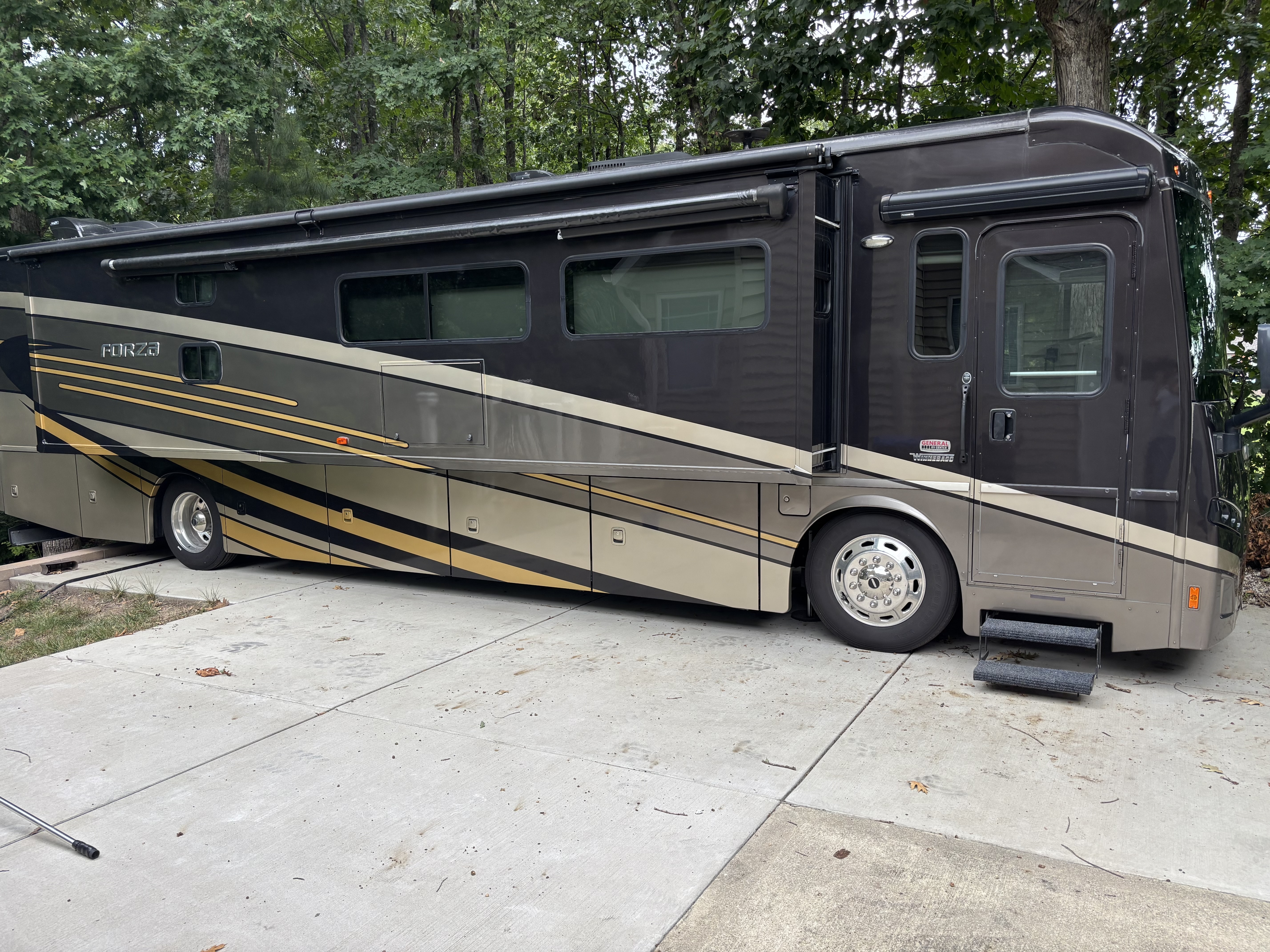 2019 Winnebago FORZA 38W RV