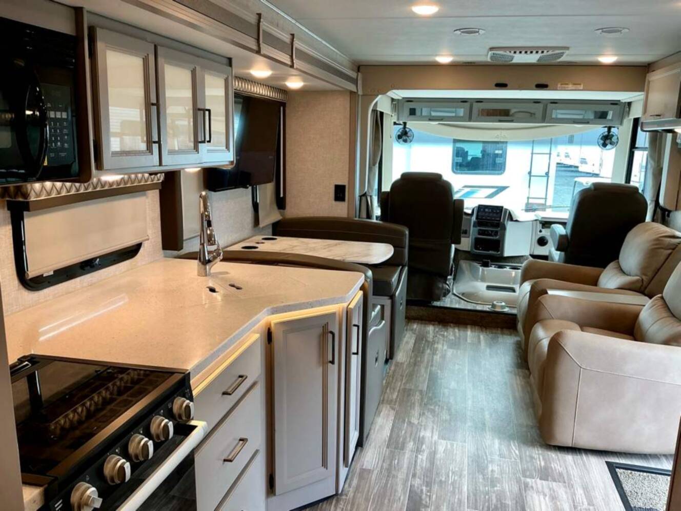 A photo of this 2023 Thor Motor Coach Hurricane 34J