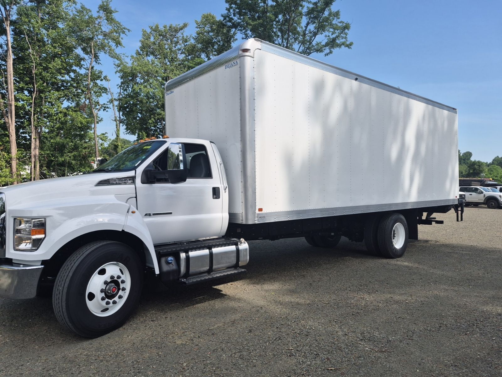 2027 FORD F750 in Warrenton, VA