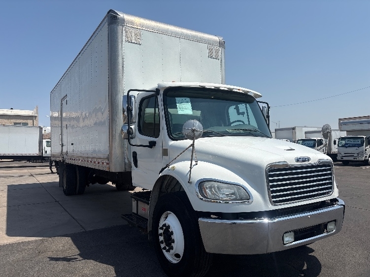 2018 FREIGHTLINER BUSINESS CLASS M2 106 in Phoenix, AZ