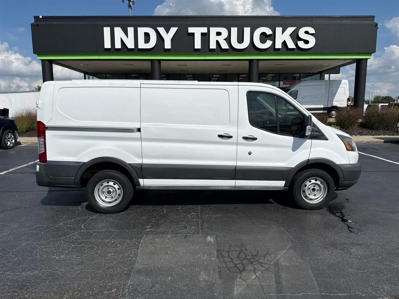 2016 FORD TRANSIT 250 in Indianapolis, IN
