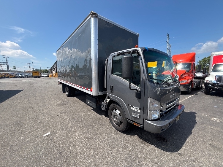 2022 ISUZU NRR in North Bergen, NJ