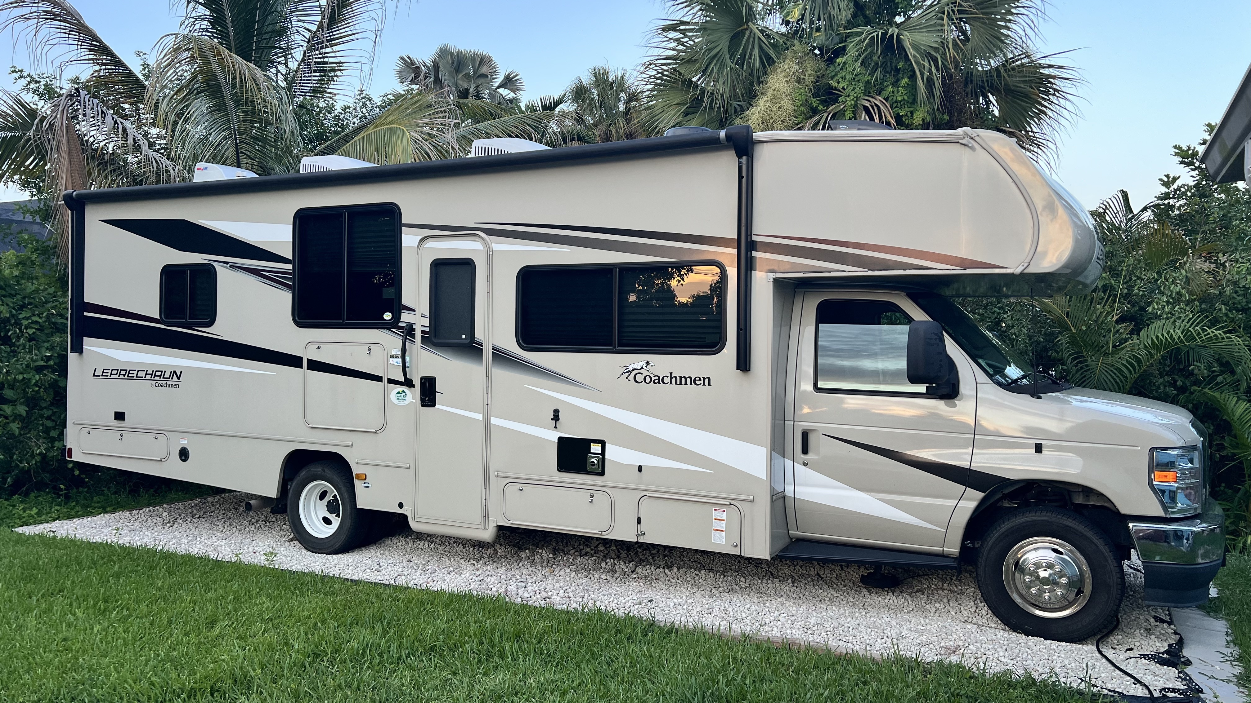2024 Coachmen LEPRECHAUN 298KB RV
