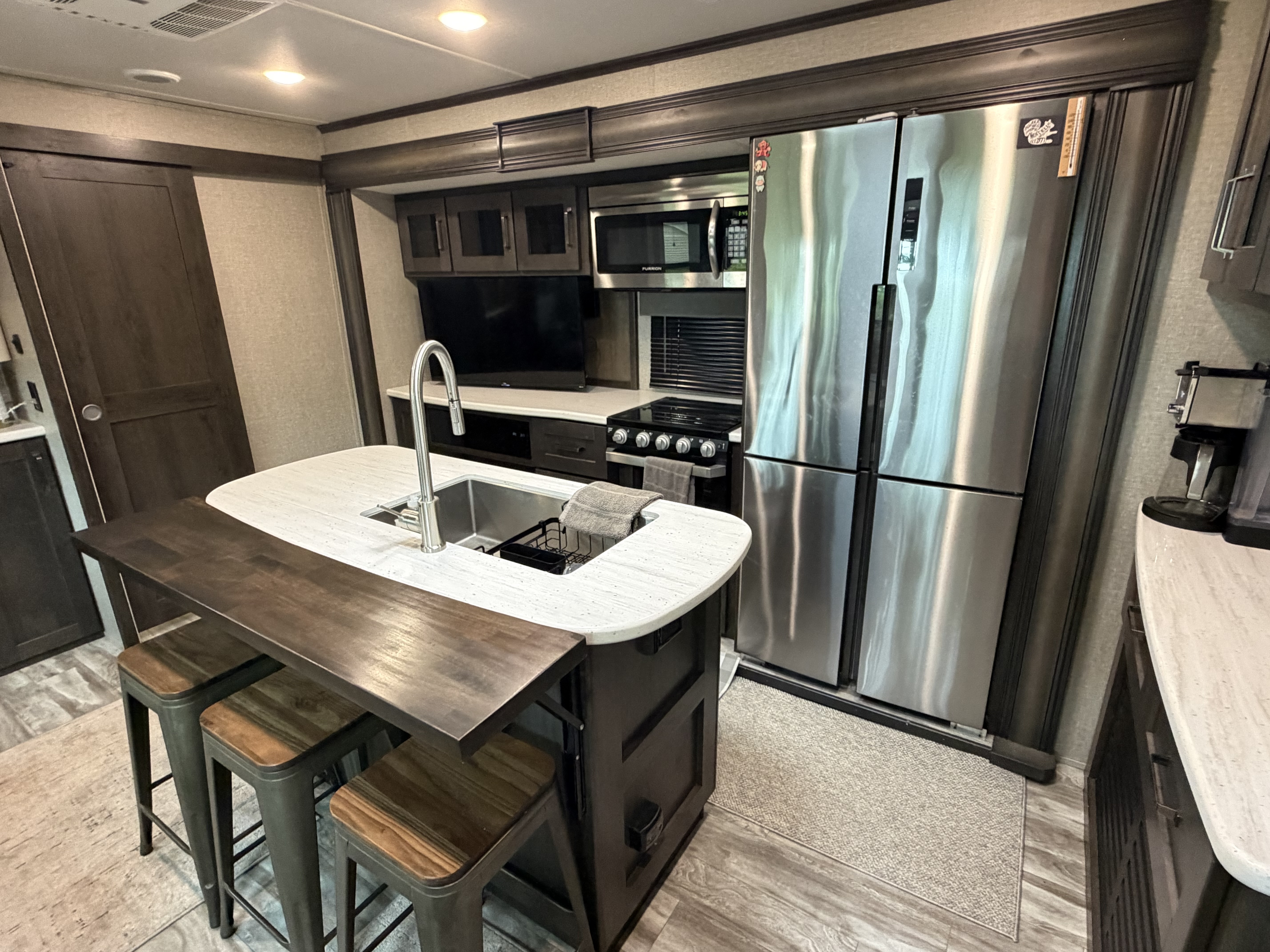View more photos of this listing