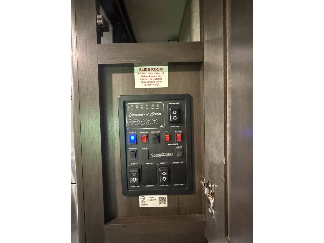A photo of this 2021 Grand Design REFLECTION 312BHTS