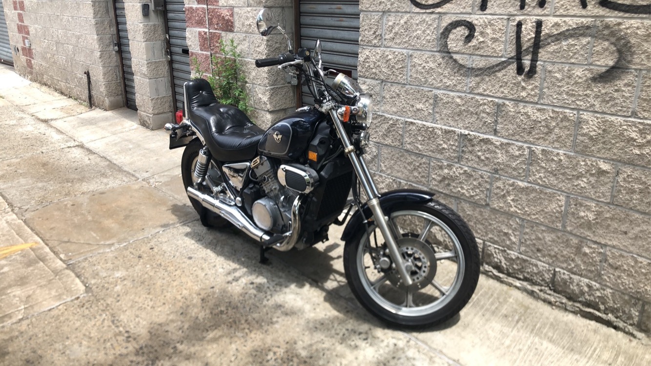 1993 Kawasaki VULCAN 750 BASE Cruiser motorcycle