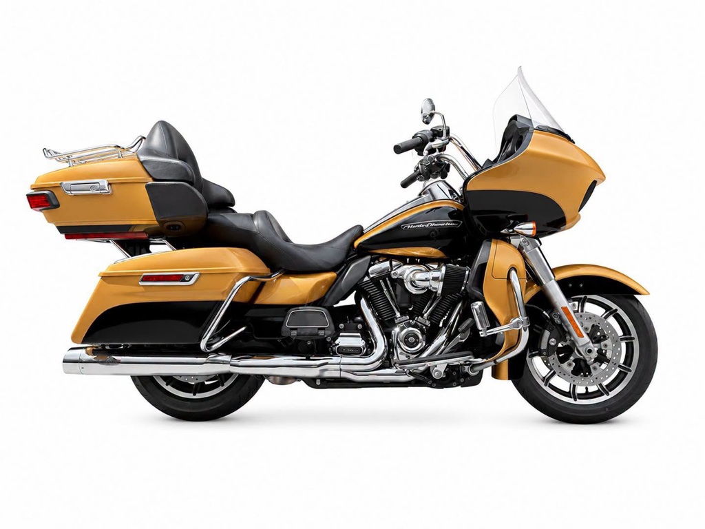 2017 Harley-Davidson FLTRU ROAD GLIDE ULTRA ULTRA in Conroe, TX