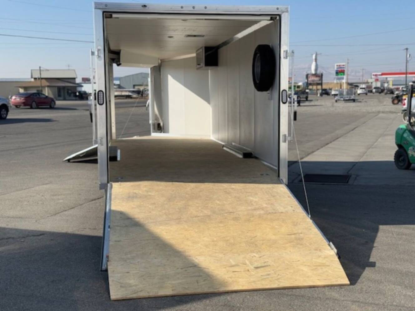 A photo of this 2025 Alcom C8.5X22CH-AS-PV