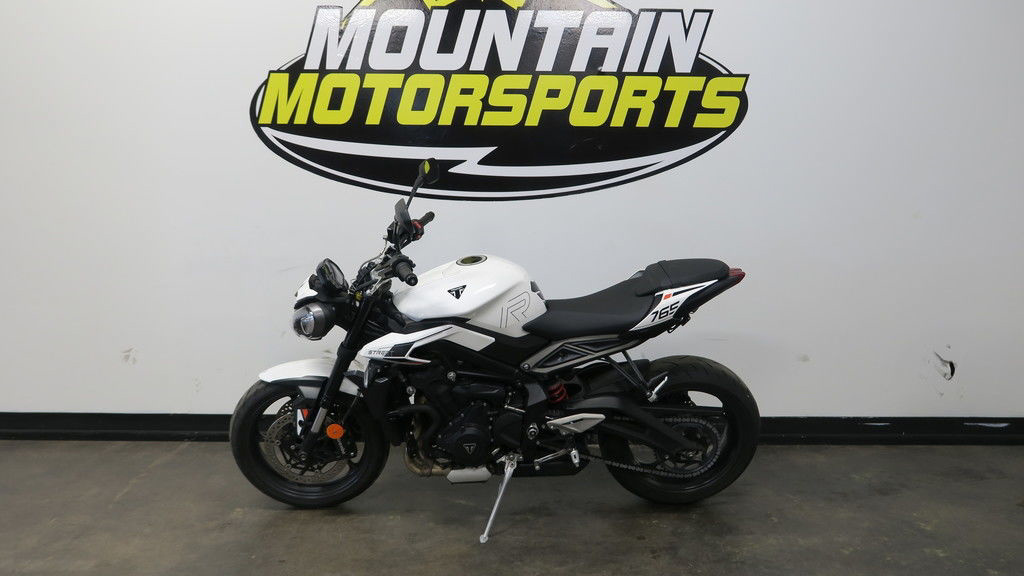 2025 Triumph Street Triple 765 R Pure White R ABS in Greeneville, TN