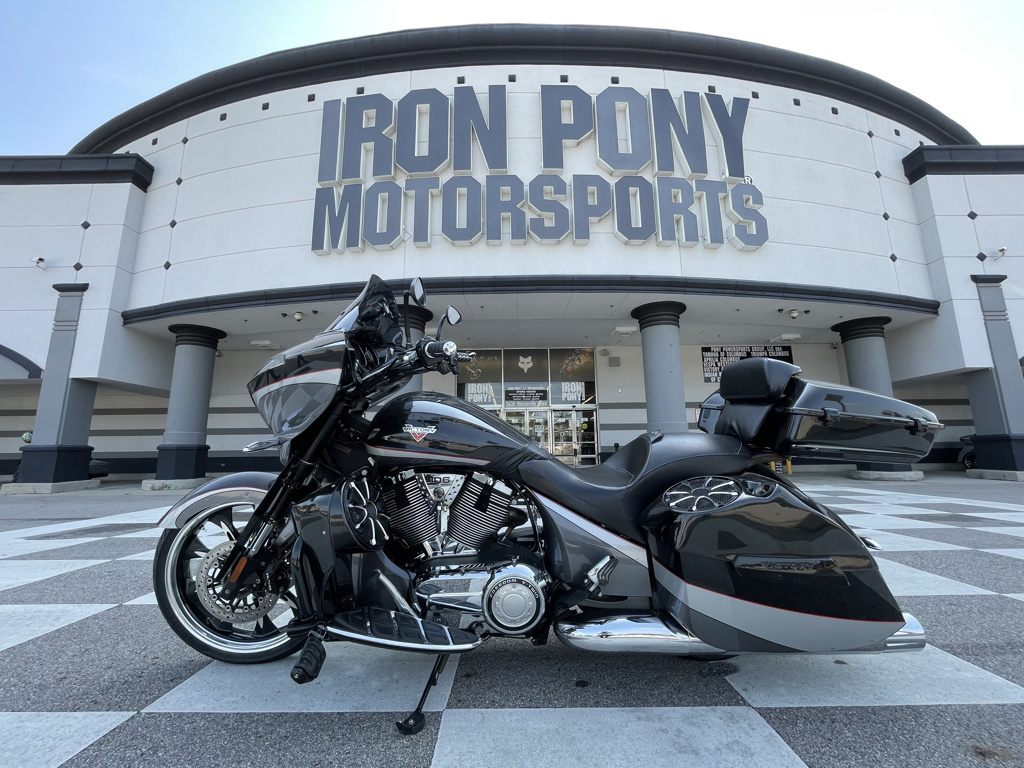 2015 Victory Motorcycles Magnum X-1 X-1 in Westerville, OH