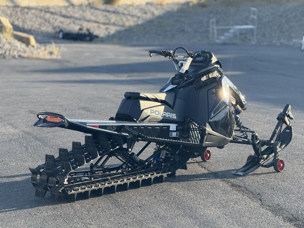 2026 Polaris 850 RMK Khaos 165 Gloss Black / Blue Dusk 850 in kennewick WA