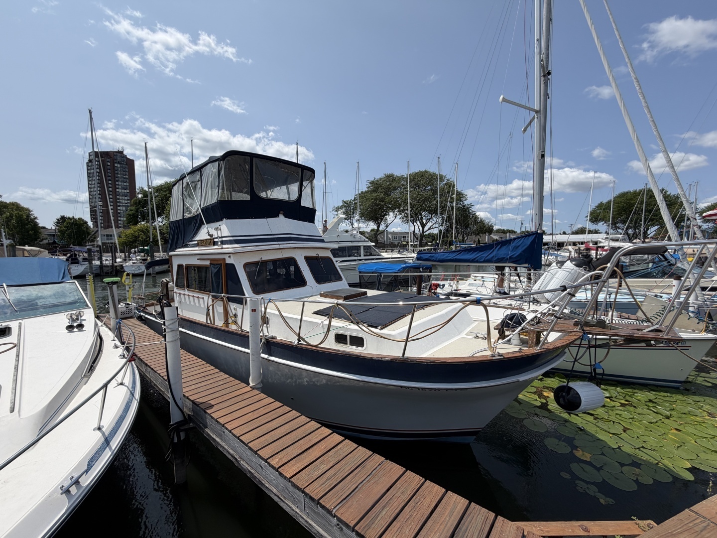 1982 Californian 34 LRC in saint clair shores MI