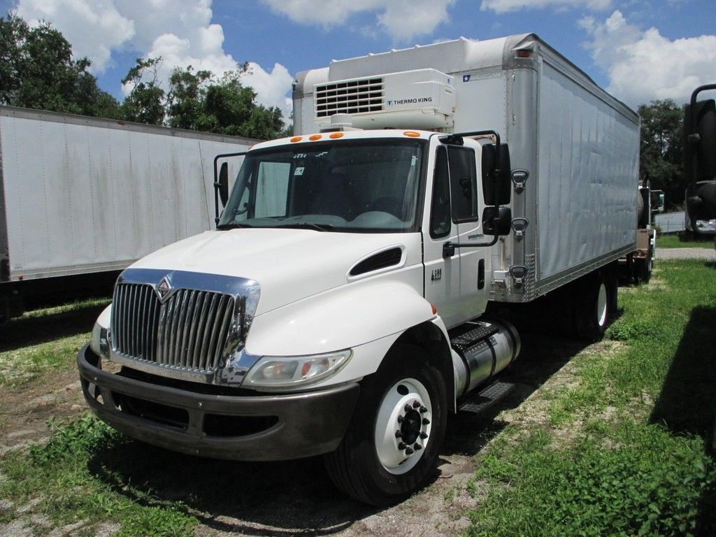 2007 INTERNATIONAL Durastar® 4300 in Deland, FL