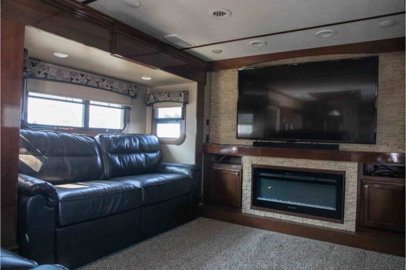 A photo of this 2018 Redwood Rv Redwood RW394 / 3941FL