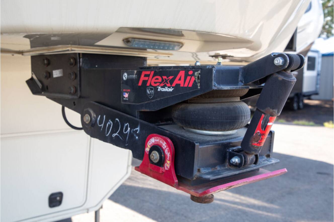 A photo of this 2018 Redwood Rv Redwood RW394 / 3941FL