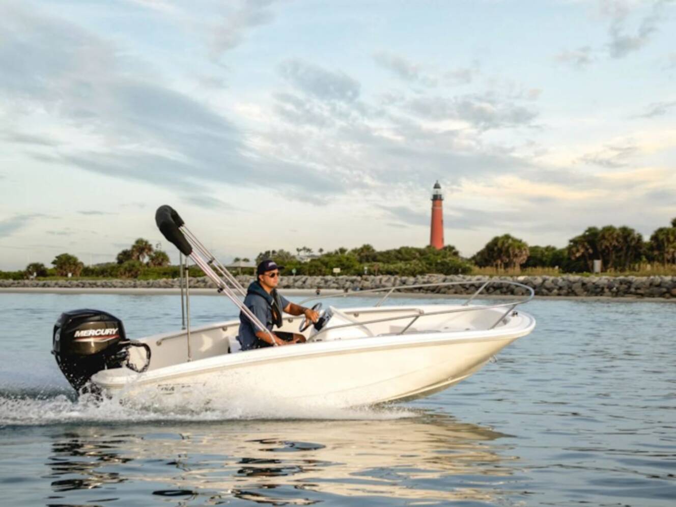 A photo of this 2027 Boston Whaler 130 Super Sport