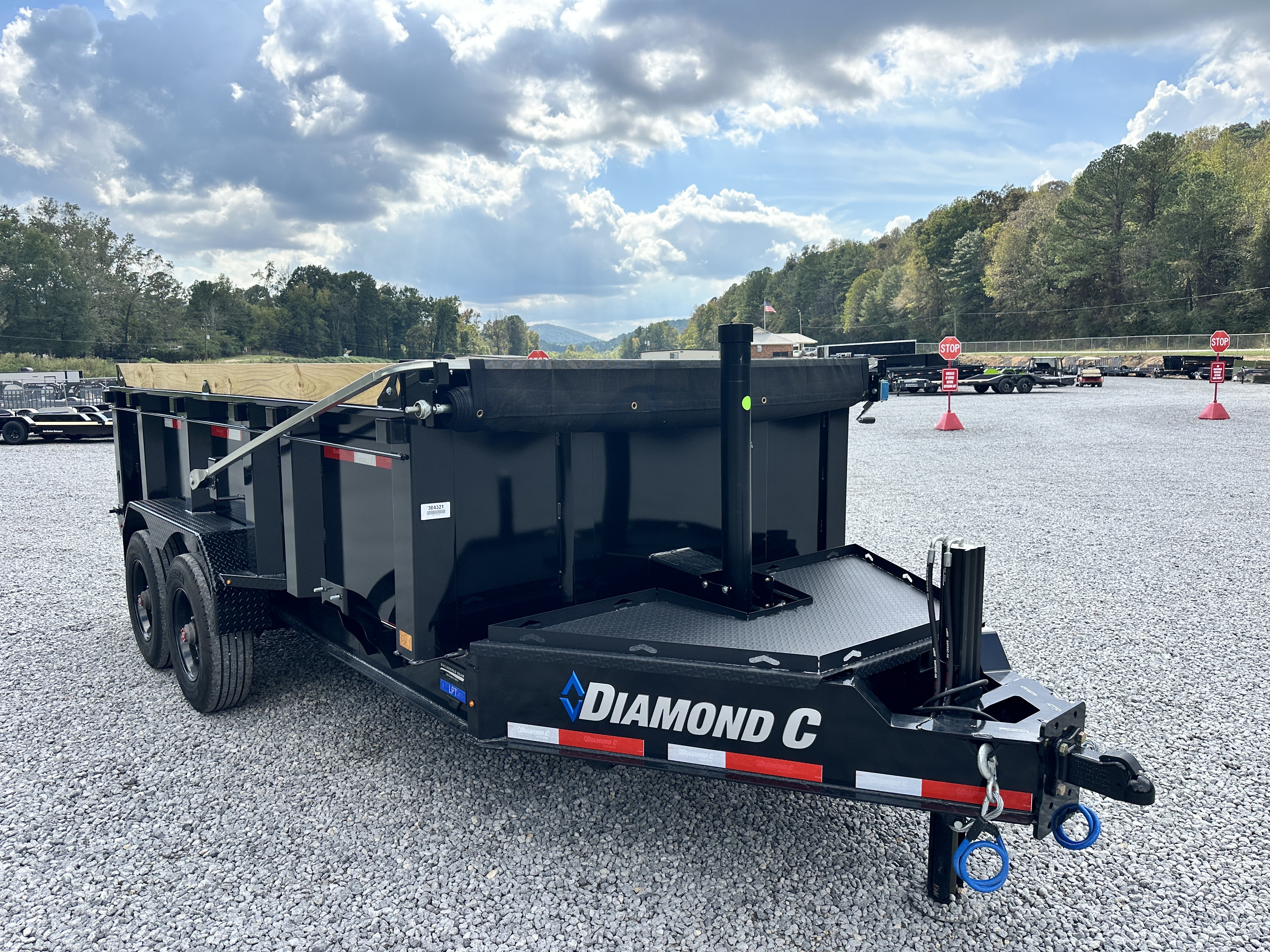 2026 Diamond C LPT210 7x14 3ft side 23k Dump in Leeds, AL