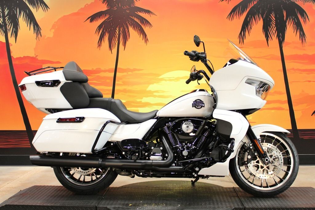 2026 Harley-Davidson® FLTRXL - Road Glide® Limited LIMITED in Ormond Beach, FL