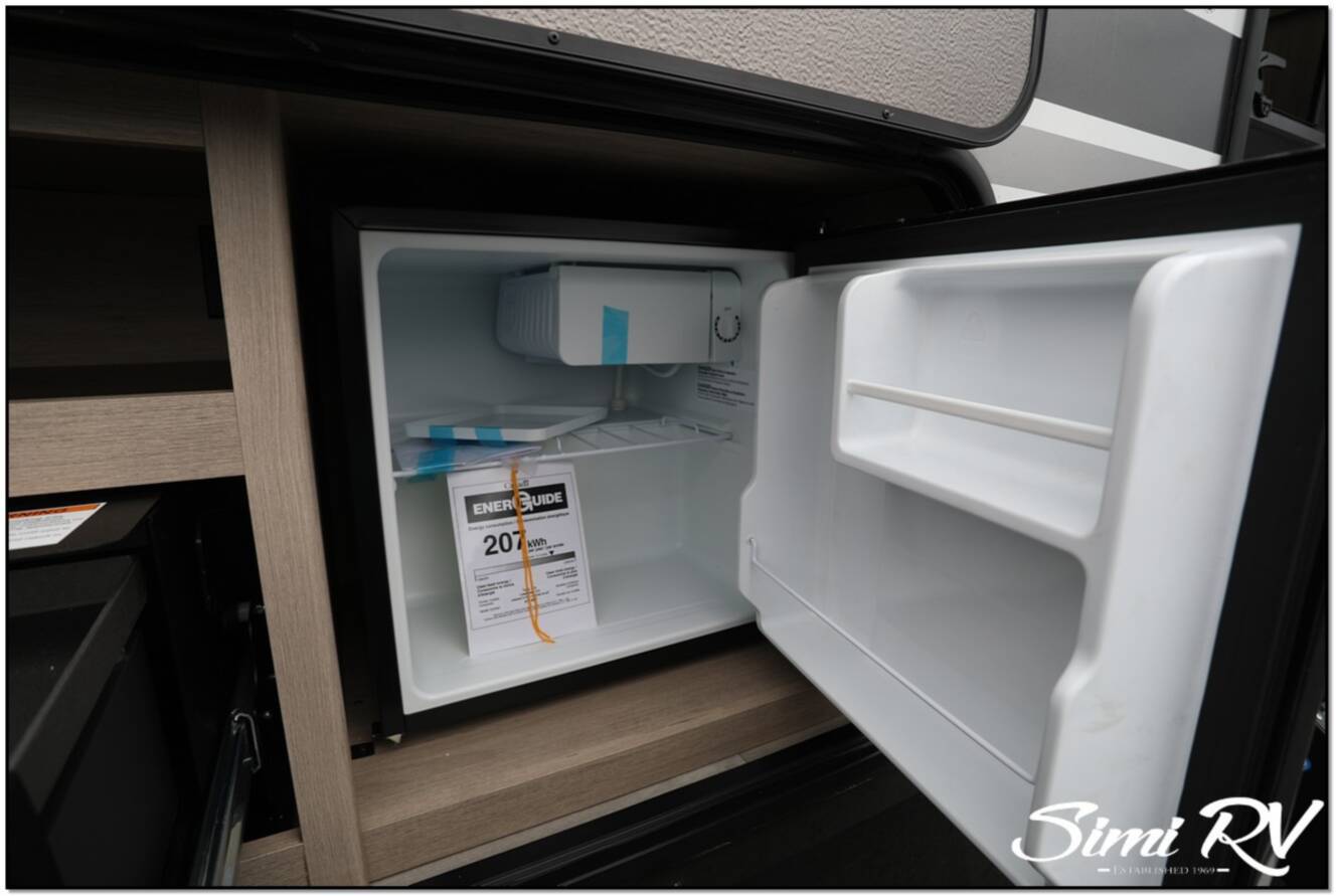 A photo of this 2026 Grand Design Imagine 2800BH