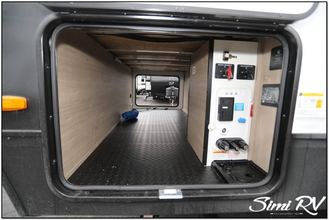 A photo of this 2026 Grand Design Imagine 2800BH