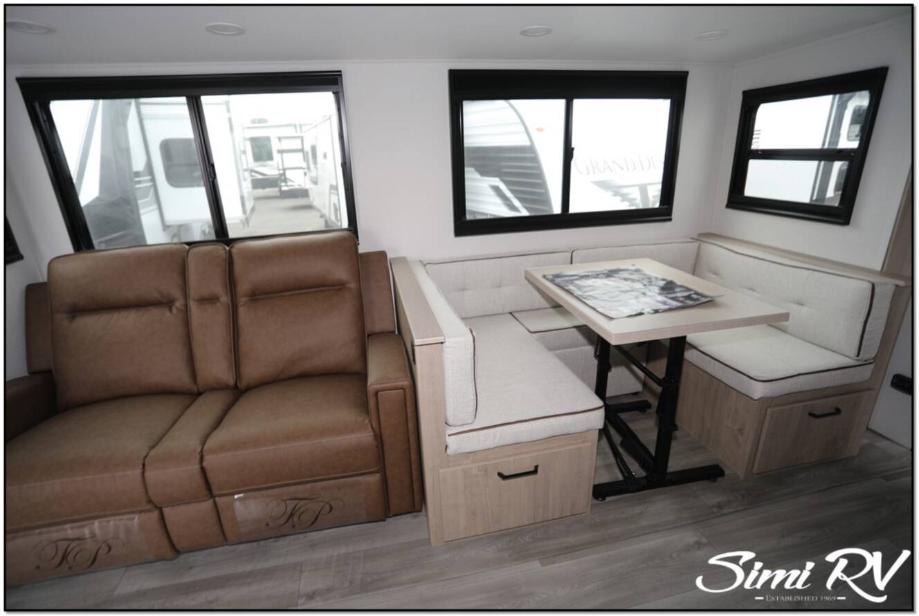 A photo of this 2026 Grand Design Imagine 2800BH
