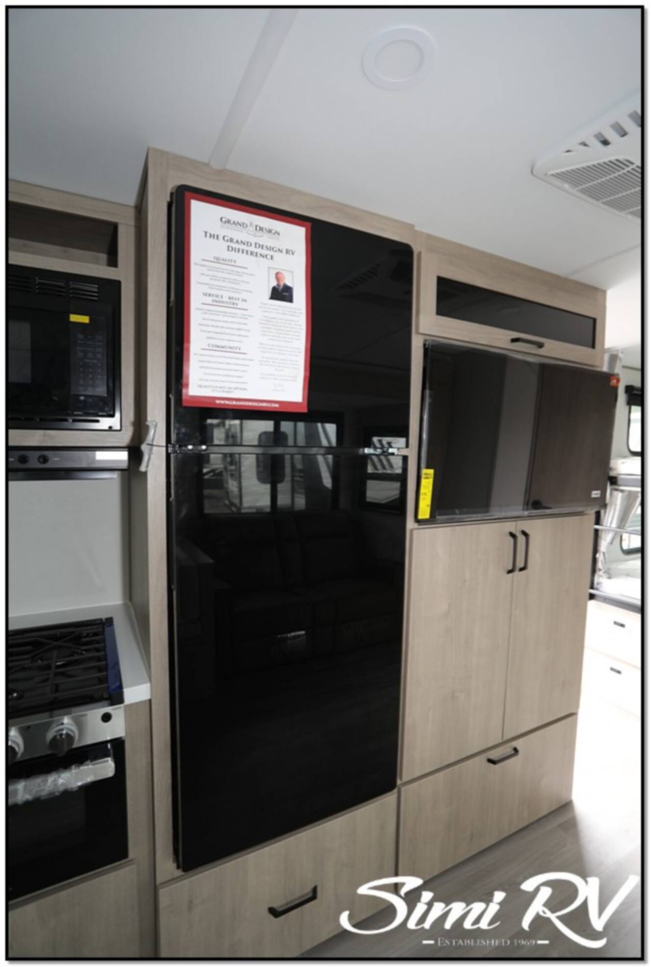 A photo of this 2026 Grand Design Imagine 2800BH