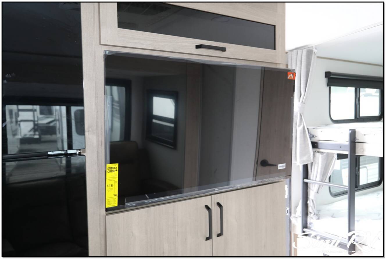 A photo of this 2026 Grand Design Imagine 2800BH