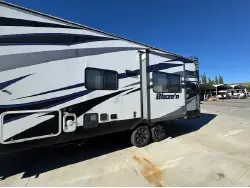 2019 PACIFIC COACHWORKS BLAZE'N F29