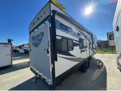 2019 PACIFIC COACHWORKS BLAZE'N F29