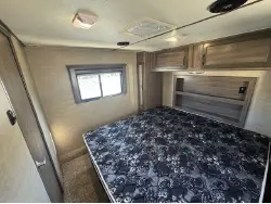 2019 PACIFIC COACHWORKS BLAZE'N F29