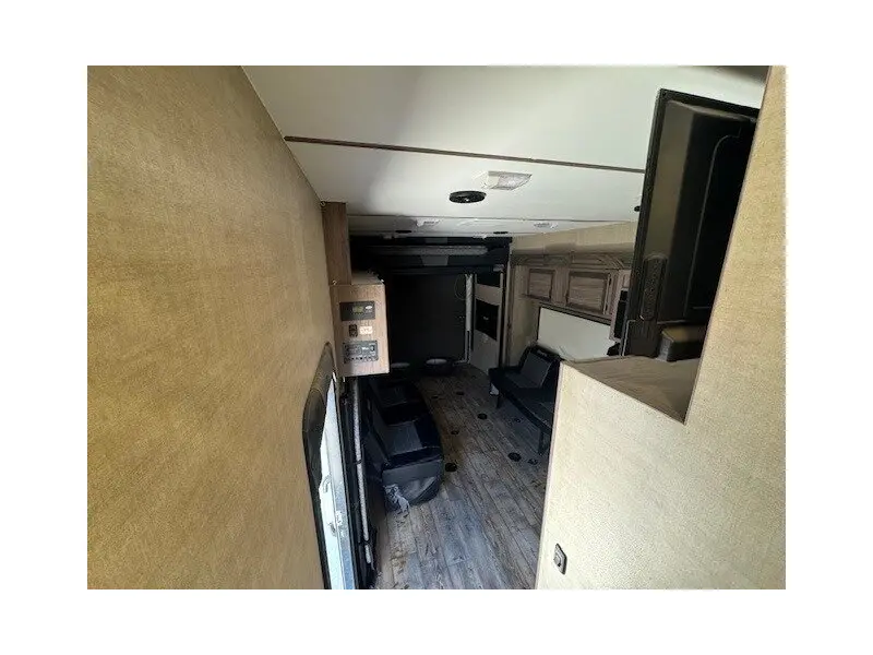 2019 PACIFIC COACHWORKS BLAZE'N F29